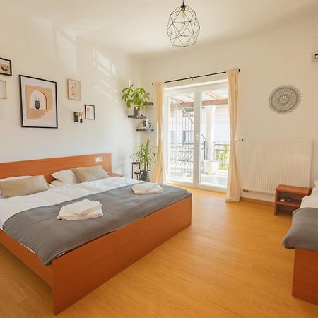 Vila Klara Apartments Ljubljana Kültér fotó