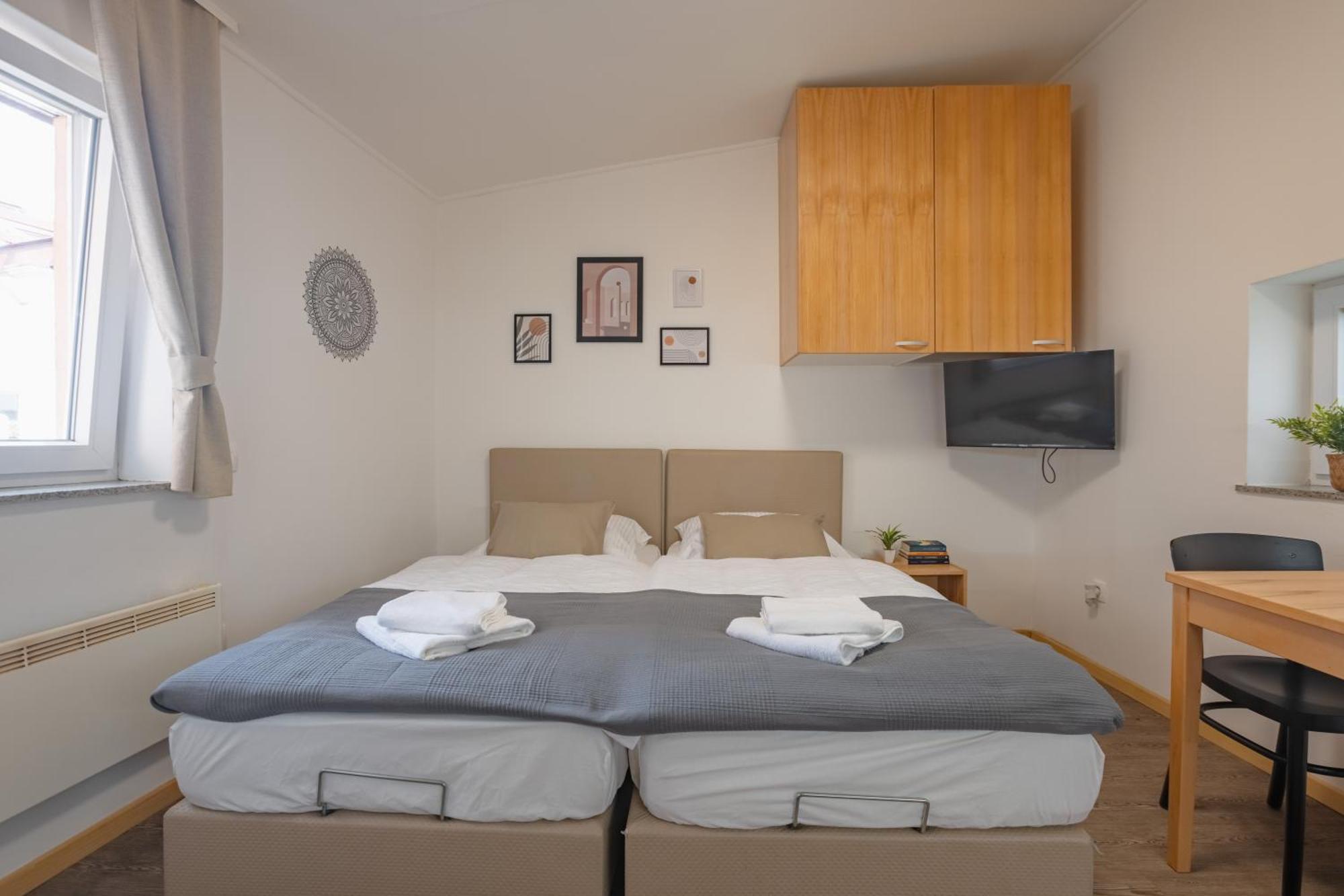 Vila Klara Apartments Ljubljana Kültér fotó