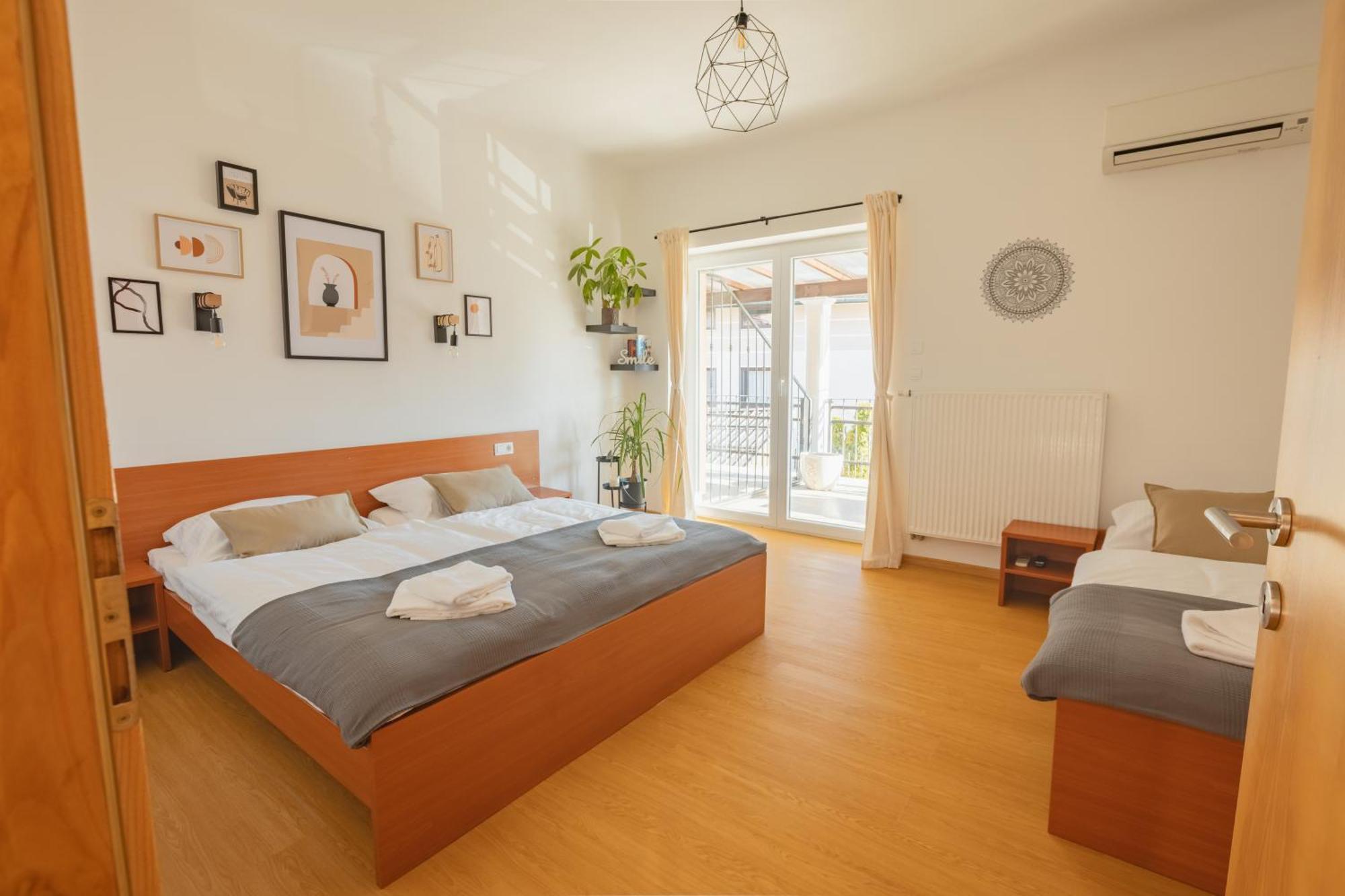 Vila Klara Apartments Ljubljana Kültér fotó