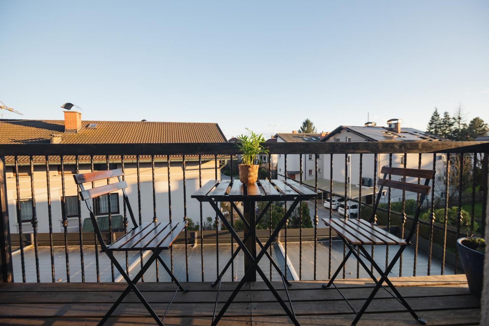 Vila Klara Apartments Ljubljana Kültér fotó