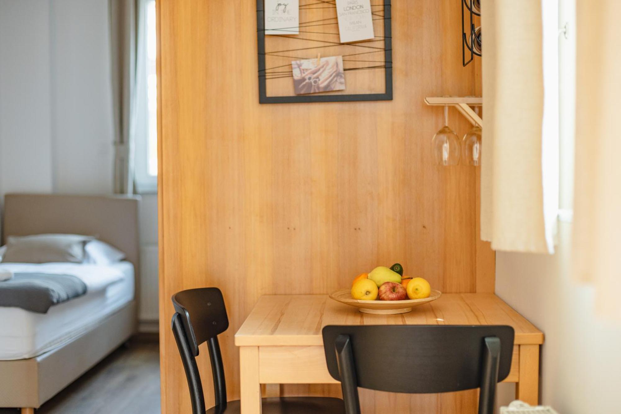 Vila Klara Apartments Ljubljana Kültér fotó